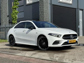 Mercedes-Benz A-Klasse Mercedes A-Klasse 250e AMG | Pano | Burm | Ambient | Widescreen | Keyless | Camera - afbeelding nr 8