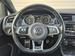 Volkswagen Golf Volkswagen Golf 1.4 TSI GTE DSG/Pano/ACC/Lane/Trekhaak/Led/ - afbeelding nr 19