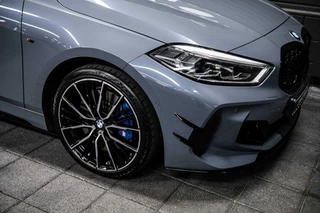 BMW 1 Serie BMW 1-serie M135i xDrive High Executive Edition | Panodak | HUD | H&K | Leder | NL auto | - afbeelding nr 9