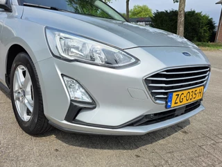 Ford Focus Ford Focus 1.0 EcoBoost, 1e Eig! Carplay! Trekhaak! Zondag OPEN! - afbeelding nr 4