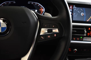 BMW 3 Serie LEDER/NAVI/CARPLAY - afbeelding nr 17