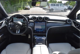 Mercedes-Benz C-Klasse Mercedes-Benz C-Klasse 200 AMG Line | NL-Auto | Open dak | HUD | 360 gr.camera | Trekhaak | Keyless | Mem.stoelen | Full LED | Vol - afbeelding nr 15