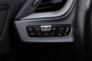 BMW 1 Serie BMW 1-serie 118i Sport Black Edition Navi Cruise CarPlay NAP - afbeelding nr 20