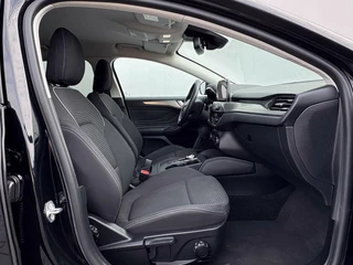 Ford Focus Ford Focus Wagon 1.0 EcoBoost 125pk Automaat Titanium Business | Navigatie | Winterpakket | Full LED | Adaptive cruise - afbeelding nr 10
