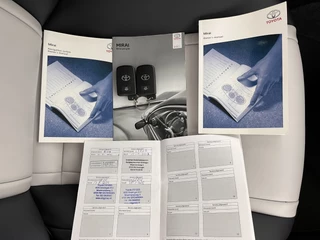 Toyota Mirai Toyota Mirai FCV Executive [ HYDROGEN ] [INCL-BTW] Aut. *LUXURY-LEATHER | FULL-LED | JBL-SOUNDSYSTEM | CAMERA | KEYLESS | MEMORY-PACK | ADAPTIVE-CRUISE | BLIND-SPOT |  DAB | NAVI-FULLMAP | DIGI-COCKPIT | COMFORT-SEATS | LANE-ASSIST - afbeelding nr 30