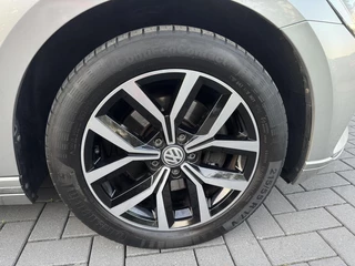Volkswagen Passat Volkswagen Passat Variant 1.6 TDI Highline PANO DSG trekhaak - afbeelding nr 43