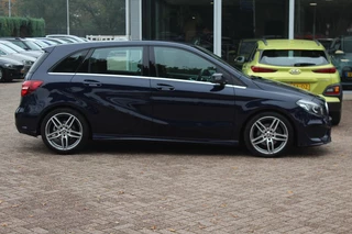Mercedes-Benz B-Klasse Mercedes-Benz B-Klasse 180 Business Solution AMG Upgrade Edition / Camera / Navigatie / 18'' / Stoelverwarming / Cruise Control - afbeelding nr 7