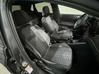 Volkswagen Polo Volkswagen Polo 1.0 TSI 3x R-Line*PANO*IQ LIGHT*CARPLAY*CAMERA*DIGIDASH*PDC V+A*LMV - afbeelding nr 31