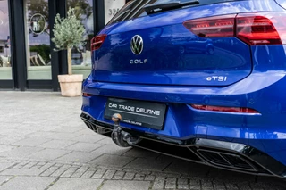 Volkswagen Golf Volkswagen Golf 1.5 eTSI R-Line Pano / HUD / Camera - afbeelding nr 26