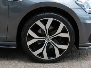 Volkswagen Golf Volkswagen Golf 1.4 TSI DSG-aut. R-Line / Navi / 18 Inch / Stoelverw. / Trekhaak / BOVAG garantie - afbeelding nr 18