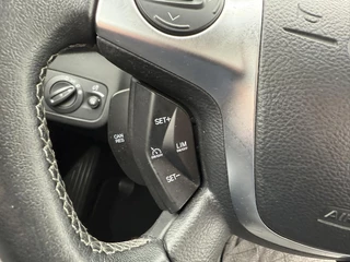 Ford Kuga Ford Kuga 1.5 Ecoboost Titanium Styling Pack 150pk | Trekhaak | Panoramadak | Touch Screen | Xenon | Achteruitrijcamera - afbeelding nr 14