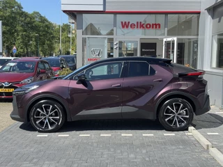 Toyota C-HR Dodenhoekdetectie, Navigatie, Parkeersensoren V + A , All-in Rijklaarprijs - afbeelding nr 2