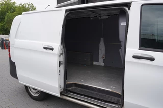 Mercedes-Benz Vito Mercedes-Benz Vito 111 CDI XL EURO 6 - Airco - Camera - Laadbrug - € 10.900,- Excl. - afbeelding nr 8