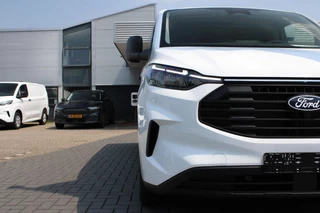 Ford Transit Custom Ford Transit Custom 320 2.0 TDCI L2H1 Trend 2025 Incl. BPM Excl. BTW 136pk | Ford Voorraad | Handmatige regeneratie roetfilter | Laadruimte beschermingspakket (Trend) | Trekhaakvoorbereiding | Centrale dubbele vergrendeling | Navigatie systeem | LED koplampen met automatisch grootlicht | Programmeerbare voertuig interface - afbeelding nr 7