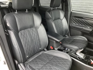 Mitsubishi Outlander Mitsubishi Outlander 2.4 PHEV Instyle 225 pk 4WD AUT. | 1e eigenaar | dealer onderhouden | leder interieur | trekhaak | navigatie - afbeelding nr 18