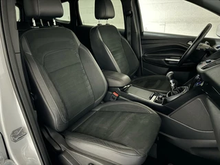 Ford Kuga Ford Kuga 1.5 EcoBoost ST Line Winterpakket Navi Cruise Trekh. - afbeelding nr 19