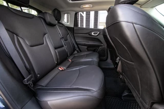 Jeep Compass Jeep Compass 4xe 240 Plug-in Hybrid Electric S - All-inrijklrprs | pano schuif-k dak - afbeelding nr 7