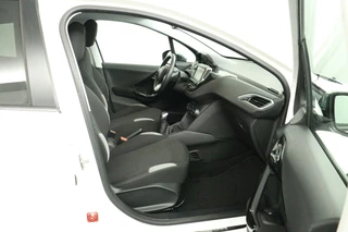 Peugeot 208 Peugeot 208 1.2 VTi Style 5-Deurs | Airco | Cruise | Navi | Elektr. pakket | LMV | Trekhaak | NL Auto | DEALER-STAAT - afbeelding nr 5