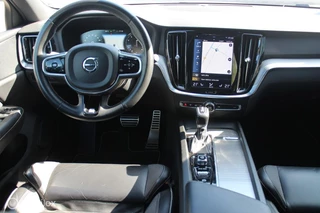Volvo V60 Volvo V60 2.0 T4 R-Design Panodak/Leder/Memory/19Inch/Trekhaak - afbeelding nr 12
