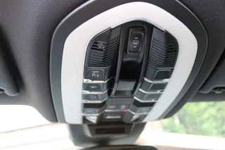 Porsche Macan Porsche Macan 2.0 LUCHTVERING PANODAK SPORTCHRONO - afbeelding nr 38