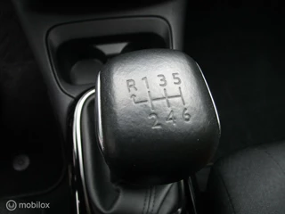 Citroën C4 Cactus Citroen C4 Cactus 1.2 110 PK FEEL - ECC - PDC - TREKHAAK - afbeelding nr 12