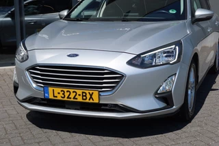 Ford Focus Ford Focus 1.0 Ecoboost. Tend Edition Business NAVI, Winterpack, PDC - afbeelding nr 21