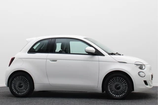 Fiat 500e Fiat 500e Icon 42 kWh Virtual Cockpit, Climate, Camera, Apple Carplay, Cruise, DAB, USB, 16'' - afbeelding nr 19