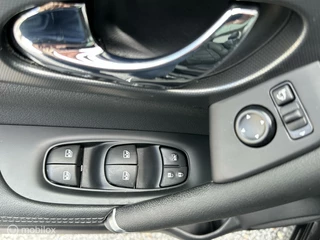 Nissan QASHQAI Nissan Qashqai 1.3 DIG-T Premium Edition Aut Pano Leer Navi 360°Cam Keyless 19