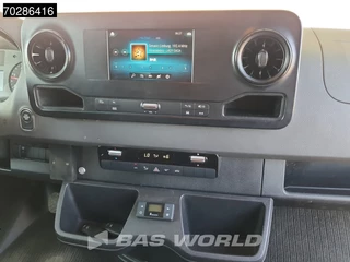 Mercedes-Benz Sprinter Mercedes Sprinter 314 CDI Automaat L2H2 Trekhaak Airco Cruise Camera Parkeersensoren MBUX CarPlay Standkachel Werkplaatsinrichting Euro6 L2 12m3 Airco Trekhaak Cruise control - afbeelding nr 16