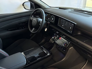 Hyundai Tucson Hyundai Tucson NIEUWE AUTO 1.6 T-GDI PHEV 252PK 4WD N-LINE SKY PANO. 360.CAMERA ELEK.KLEP ELEK.STOEL/GEHEUG.VERWARMD SUBWFR 19''LMV ZWARTE HEMEL HEADUP STOELKOELING STUURVERW. PLUG IN HYBRIDE - 5 JAAR GARANTIE - afbeelding nr 39