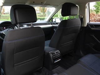 Volkswagen Passat Volkswagen Passat Variant TSI GTE 218PK / DSG automaat / Highline / LED - afbeelding nr 48
