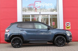 Jeep Compass Jeep Compass 4xe SUMMIT 240PK PHEV AUTOMAAT | NAVIGATIE 10,25 