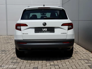 Škoda Karoq Skoda Karoq 1.0 TSI Automaat CarPlay Stoelverwarming PDC Cruise - afbeelding nr 9