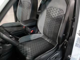 Volkswagen Tiguan Volkswagen Tiguan 1.4 TSI eH 3x R LINE / PANODAK / ACC / MATRIX / TREKHAAK / 19