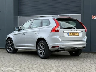 Volvo XC60 Volvo XC60 2.0 D4 FWD Geartronic-8 Summum Ocean Race /Panoramadak/Xenon/Leder/2xelek.stoel/Camera/Sensus navi/Trekhaak/Volledig Volvodealer onderhouden. - afbeelding nr 7