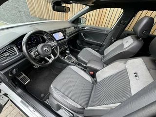 Volkswagen T-Roc Volkswagen T-Roc 1.5 TSI R-line Automaat | Panoramadak | LED | Stoelverwarming | Keyless entry&start | Elektrisch bedienbare achterklep | DAB radio | Apple CarPlay | Parkeersensoren voor en achter | Achteruitrijcamera - afbeelding nr 7