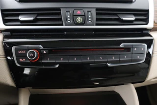 BMW 2 Serie BMW 2-serie Active Tourer 225i Luxury Line | Panoramadak | Leder | Head-Up |  Camera | Memory | Full LED | Navigatie | Climate control | Cruise control - afbeelding nr 34