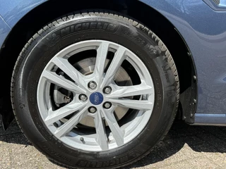 Ford S-Max Ford S-Max 2.5 FHEV Titanium 7pers 190pk | Panoramadak | Achteruitrijcamera | Stoelverwarming | Ambient Lightning | SYNC 3 Navigatie - afbeelding nr 8