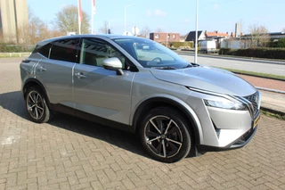 Nissan QASHQAI Climate control , Cruise control Camera , Bluetooth Trekhaak , LED dagrijverlichting , Hoge zit - afbeelding nr 50