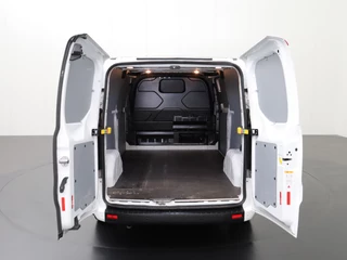 Ford Transit Custom | Navigatie | Airco | 3-Persoons | Betimmering - afbeelding nr 4