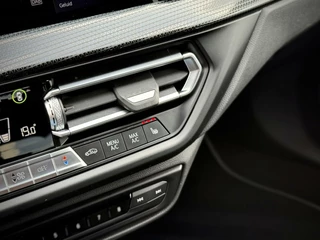 BMW 1 Serie BMW 1-serie 116d High Executive Sport Automaat LED|AppleCarplay|M stuur - afbeelding nr 30