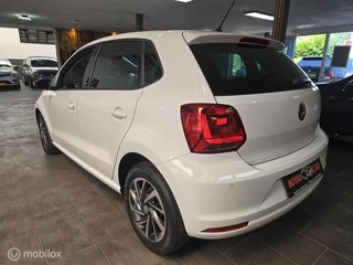 Volkswagen Polo Volkswagen Polo 1.0 TSI SOUND / Navigatie / Climate/ Garantie - afbeelding nr 2
