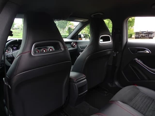 Mercedes-Benz CLA Mercedes-Benz CLA Shooting Brake 180 automaat / 45 AMG Ed. 1 / OrangeArt / LED - afbeelding nr 41
