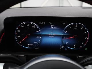 Mercedes-Benz GLB Mercedes-Benz GLB-klasse 200 Business Solution AMG 7-persoons | Panoramadak | Trekhaak | Stoelverwarming | Matrix LED | Memory | Keyless | Camera | Navigatie - afbeelding nr 20