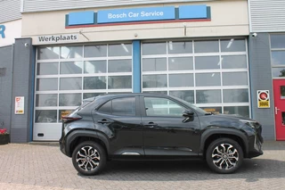 Toyota Yaris Cross Toyota Yaris Cross 1.5 HYBRID 115 FIRST Teamplayer / Winterpack - afbeelding nr 7