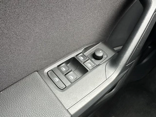 SEAT Ibiza SEAT Ibiza 1.5 TSI 150PK FR Business+ Automaat | Navi | Camera | ACC | Stoe - afbeelding nr 35