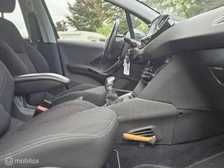 Peugeot 208 Peugeot 208 1.2 PureTech Blue Lease Allure - afbeelding nr 8