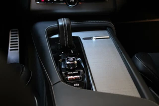 Volvo XC90 Volvo XC90 2.0 T8 Twin Engine AWD R-Design PANO|LUCHT|B&W - afbeelding nr 29