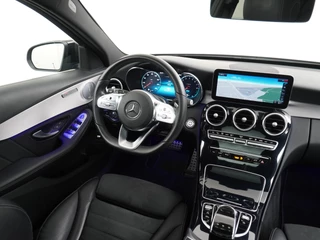 Mercedes-Benz C-Klasse Mercedes-Benz C-Klasse Estate 300e AMG // Burmester // Panoramadak // Distronic // MultiBeam LED // 360 Camera // Carplay // Night pakket - afbeelding nr 18