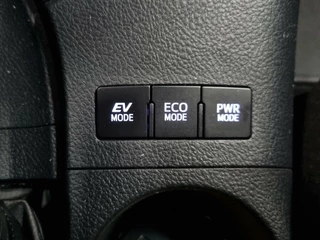 Toyota Auris Toyota Auris 1.8 Hybrid Volcano / Pano / Afn. Trekhaak - afbeelding nr 36